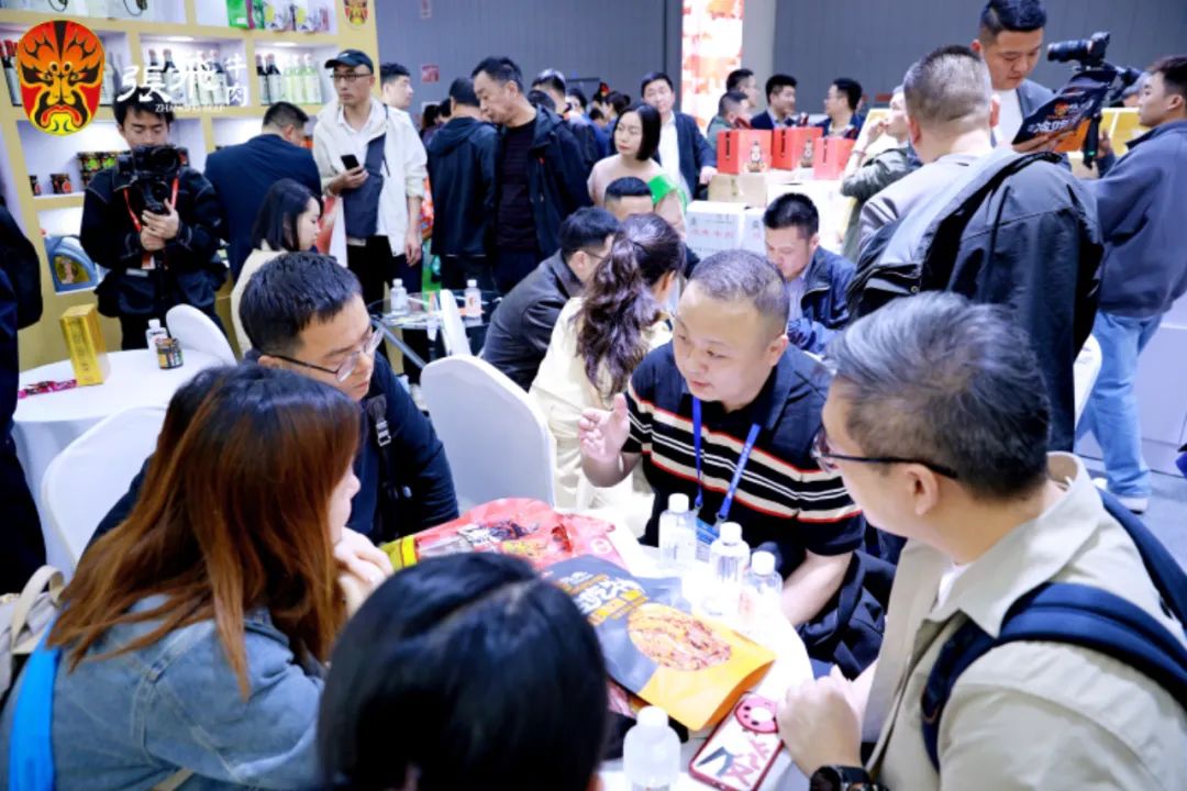老字号破局 “内卷”迈向国民品牌之路麻将胡了2试玩张飞牛肉闪耀糖酒会：(图10)